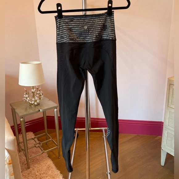 Lululemon Wunder Under Leggings Palm tree mesh size 4 or 6 - Picture 3 of 12